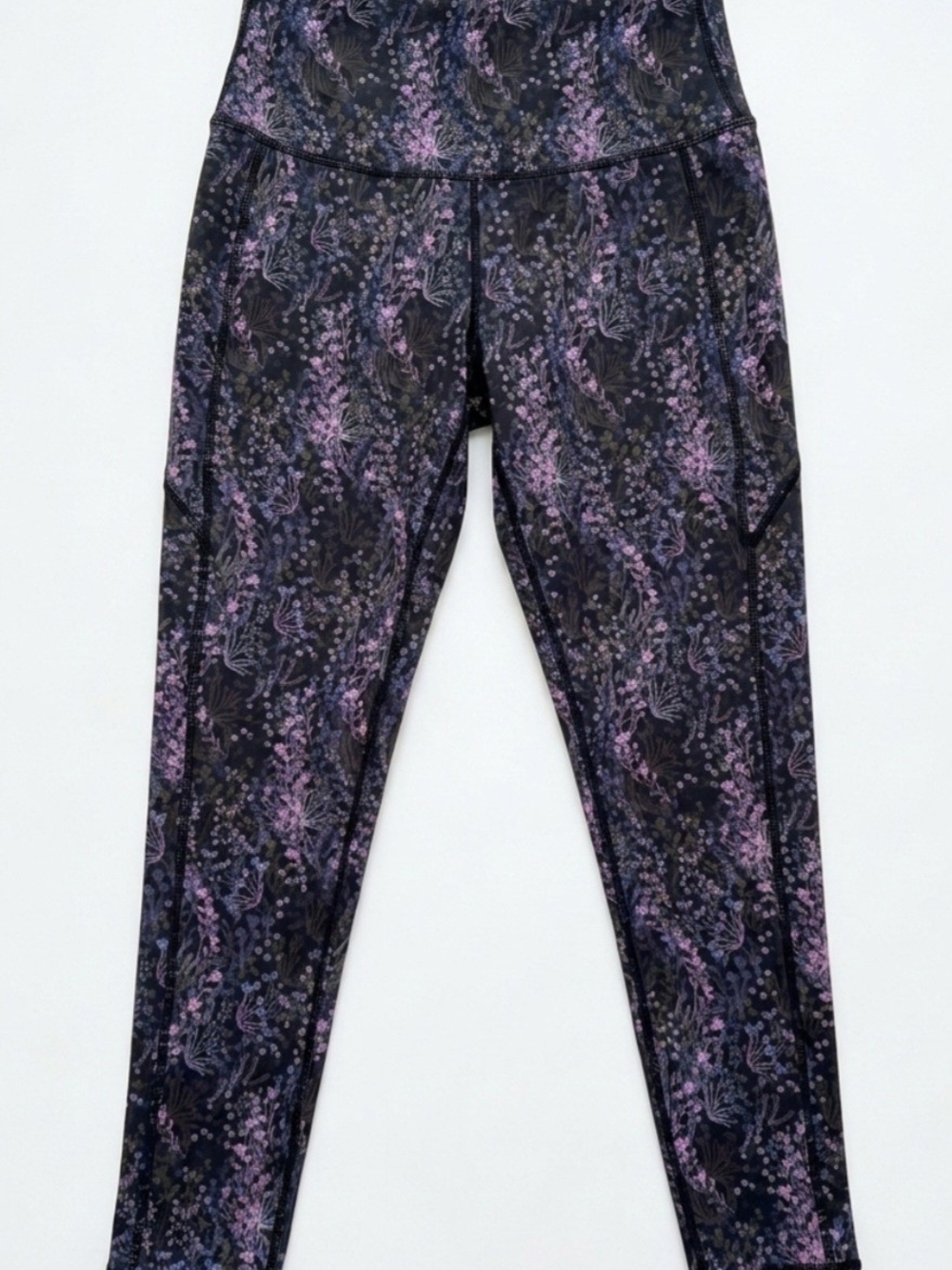 High-Rise Floral Print Leggings - Black & Purple
